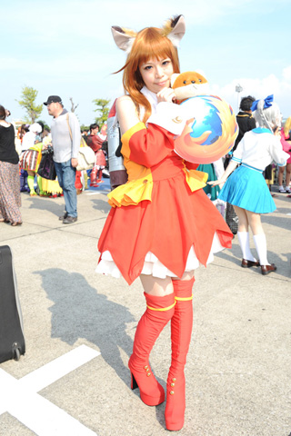 住廉租屋、买廉价首饰,省吃俭用攒钱整容后她嫁豪门成人生赢家?-九游体育平台(图3) 九游体育官网